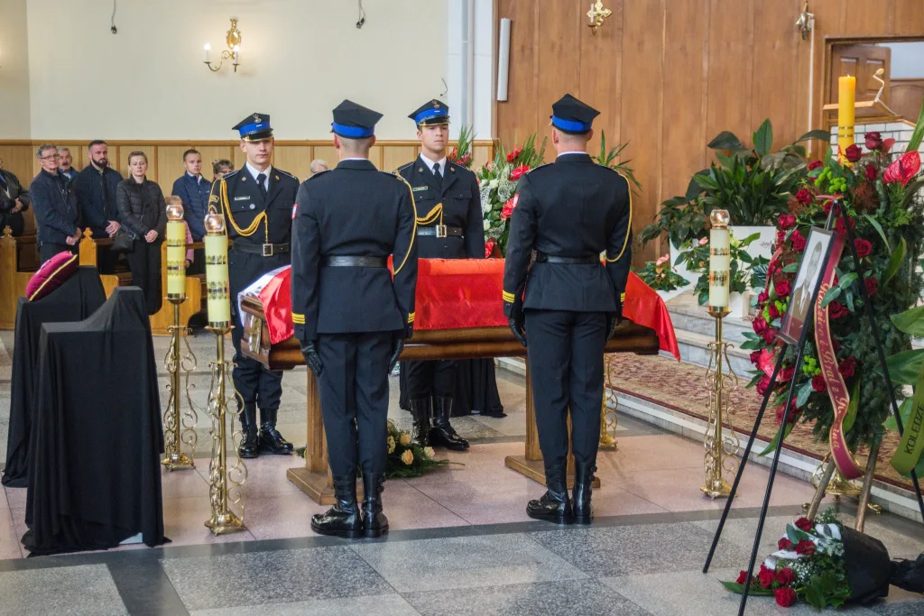 Pożegnano asp. sztab. Jana Biernata 1 310969573 414762824174091 337398465884161036 n