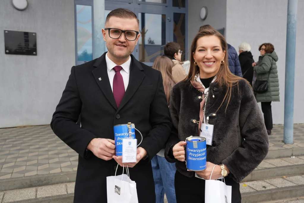25. kwesta w Skierniewicach - ponad 21 000 zł na ratowanie nagrobków 33 573570088 1684690582868102 111104213061682621 n