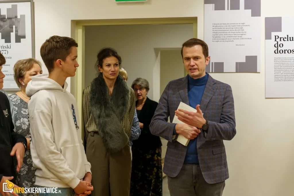 Zakończenie wystawy o Witoldzie Małcużyńskim i koncert „About Chopin…” - galeria zdjęć z Dworku Konstancji Gładkowskiej 1 koncert about chopin w wykonaniu macieja tubisa 2 z 25 1024x683 watermarked large