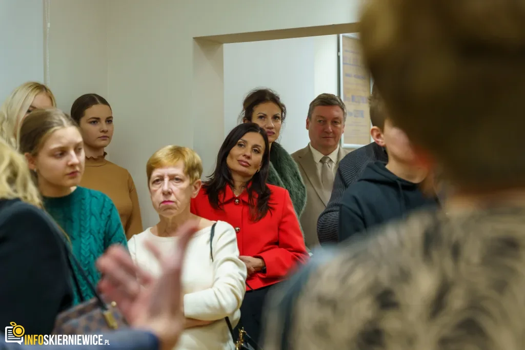 Zakończenie wystawy o Witoldzie Małcużyńskim i koncert „About Chopin…” - galeria zdjęć z Dworku Konstancji Gładkowskiej 1 koncert about chopin w wykonaniu macieja tubisa 7 z 25 1024x683 watermarked large