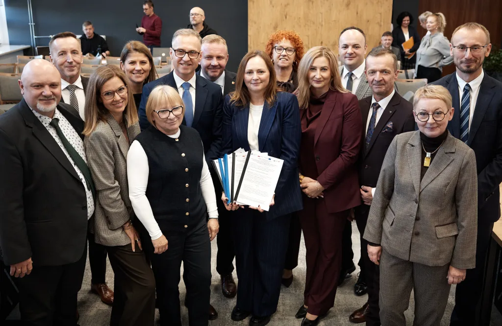 Łódzkie dla Ciebie: Pieniądze unijne pomagają rewitalizować region, wspierają rekreację i kulturę 7 radomsko um