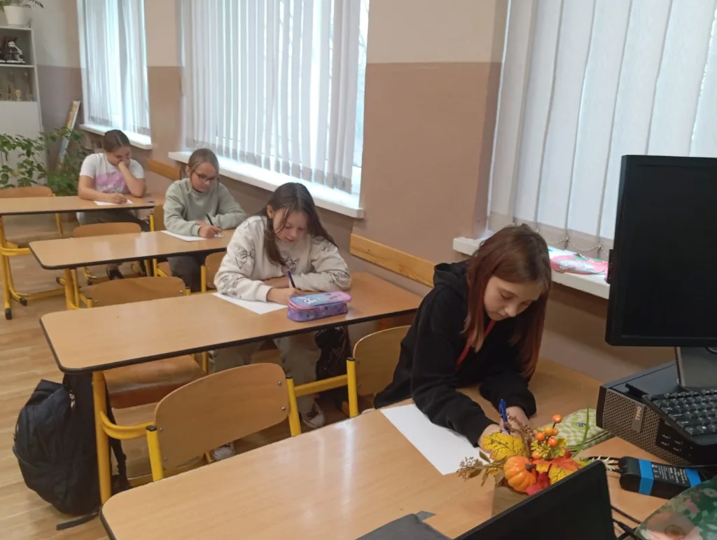 Odblaskowa Szkoła w SP nr 1 w Skierniewicach - konkurs plastyczny i Mistrz przepisów drogowych rozstrzygnięte 38 zdjecie whatsapp 2025 11 14 o 18.33.54 01fc66b5