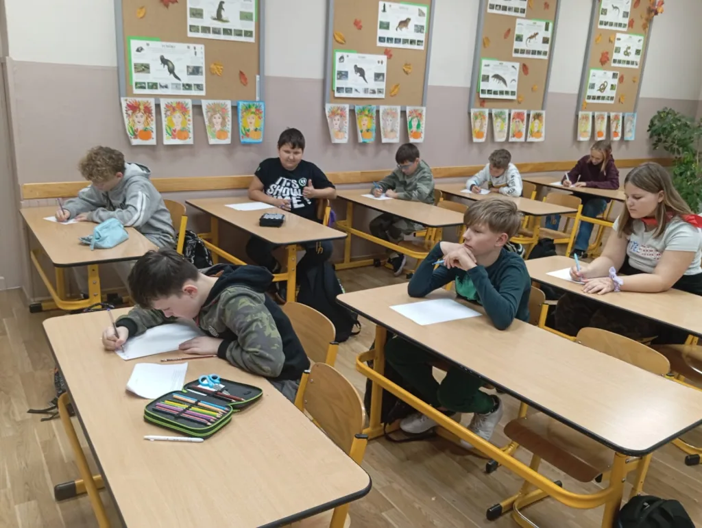 Odblaskowa Szkoła w SP nr 1 w Skierniewicach - konkurs plastyczny i Mistrz przepisów drogowych rozstrzygnięte 38 zdjecie whatsapp 2025 11 14 o 18.33.55 9e717930