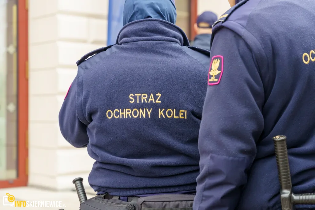 Zabytkowy dworzec w Skierniewicach powraca w blasku. Koniec modernizacji za 45 milionów złotych 1 dworzec kolejowy w skierniewicach po modernizacji oficjalnie oddany 12 z 60 1024x683 watermarked large