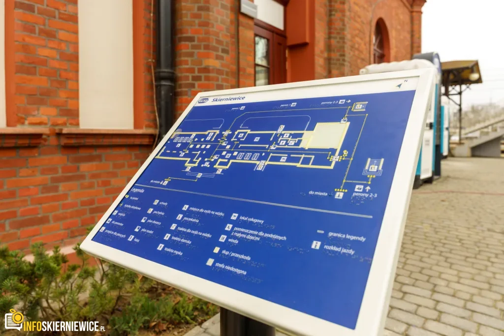 Zabytkowy dworzec w Skierniewicach powraca w blasku. Koniec modernizacji za 45 milionów złotych 6 dworzec kolejowy w skierniewicach po modernizacji oficjalnie oddany 13 z 60 1024x683 watermarked large