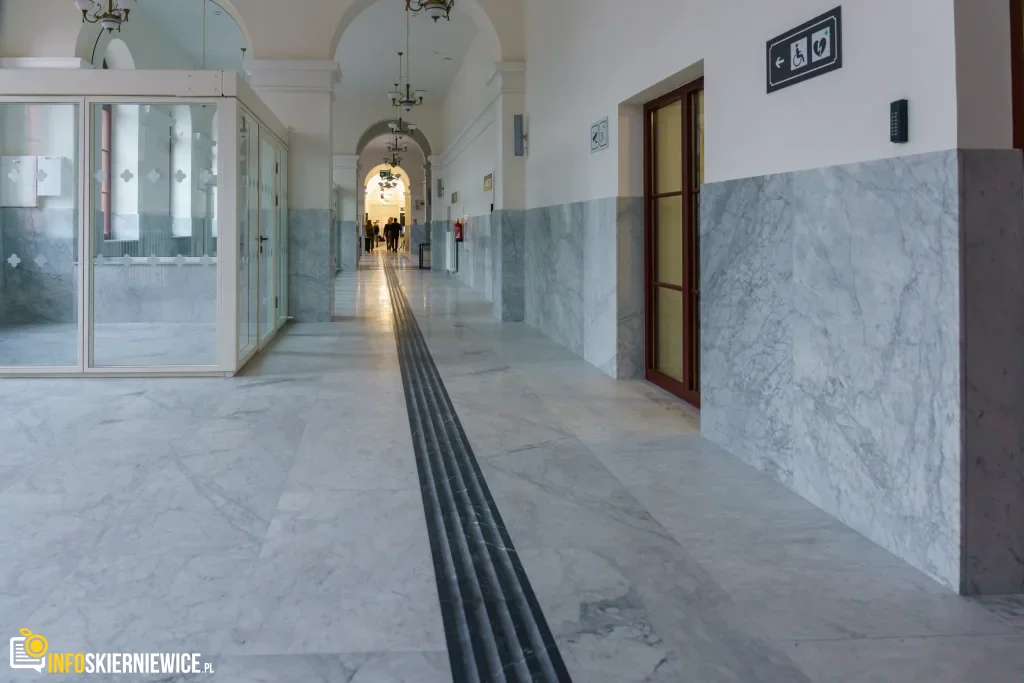 Zabytkowy dworzec w Skierniewicach powraca w blasku. Koniec modernizacji za 45 milionów złotych 1 dworzec kolejowy w skierniewicach po modernizacji oficjalnie oddany 9 z 60 1024x683 watermarked large