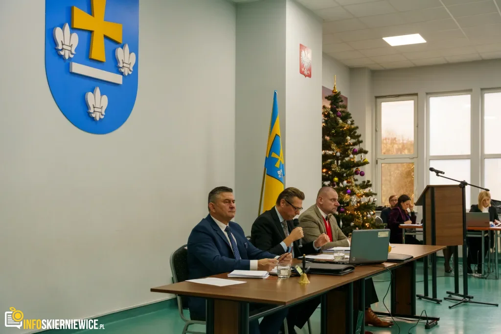 xvi sesja rady miasta skierniewice 18 grudnia 2025 r 4 z 12 1024x683 watermarked large