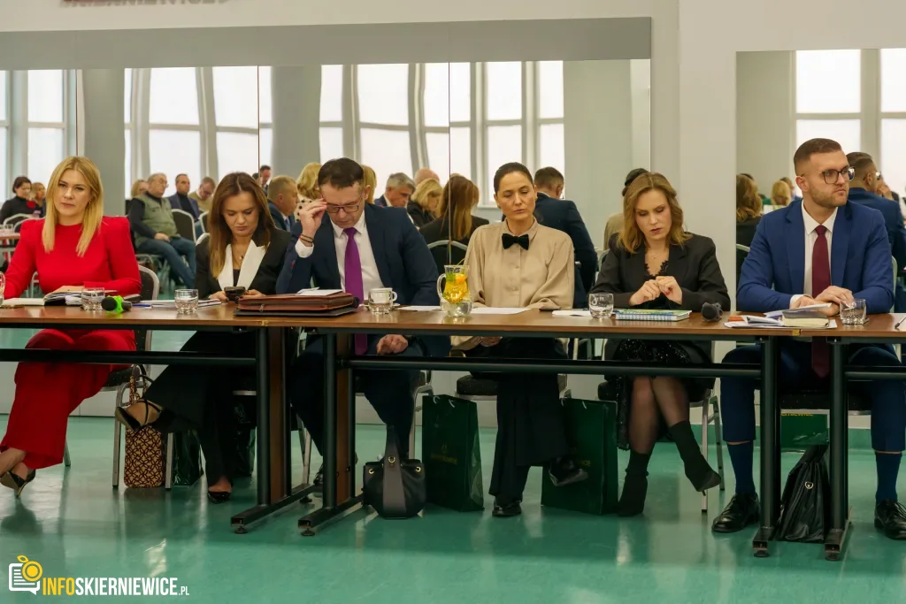 xvi sesja rady miasta skierniewice 18 grudnia 2025 r 9 z 12 1024x683 watermarked large