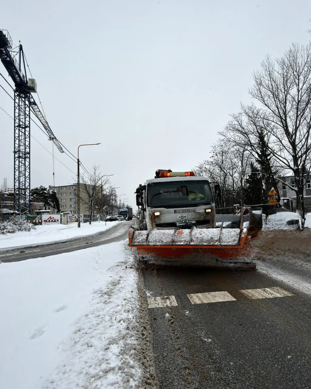 Gigantyczne liczby akcji zima w Skierniewicach. ZUM podliczył zużycie soli i piachu 38 2026 01 12 12 36 48 15