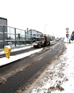 Gigantyczne liczby akcji zima w Skierniewicach. ZUM podliczył zużycie soli i piachu 12 2026 01 12 12 36 48 5