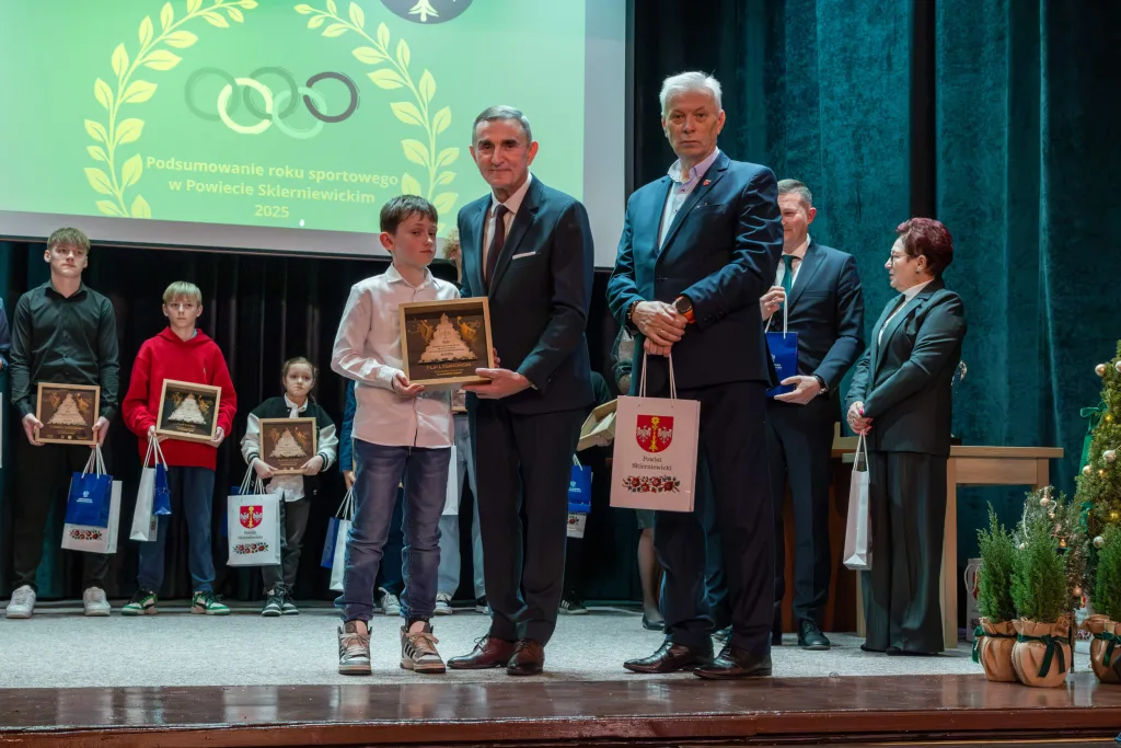 gala sportu powiatu skierniewickiego 2025 20 z 100