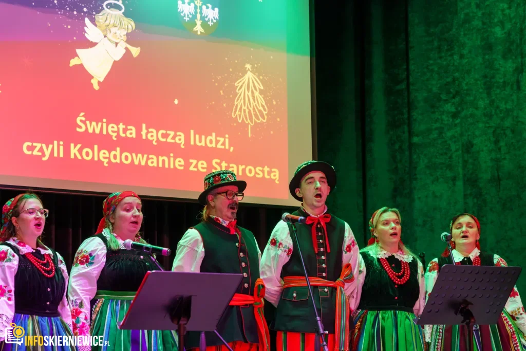 v przeglad koled i pastoralek swieta lacza ludzi czyli koledowanie ze starosta 64 z 107 1024x683 watermarked large