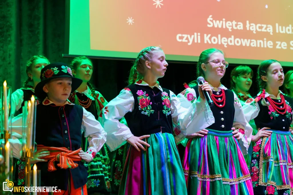 v przeglad koled i pastoralek swieta lacza ludzi czyli koledowanie ze starosta 78 z 107 1024x683 watermarked large