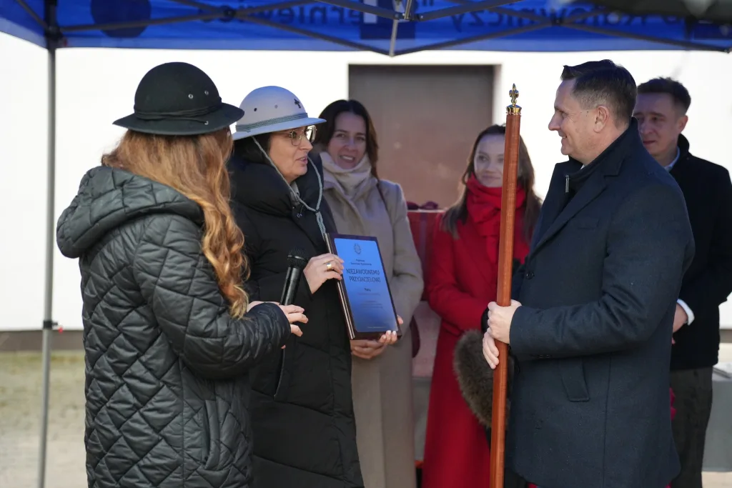 6 otwarcie siedziby zhp skierniewice sienkiewicza