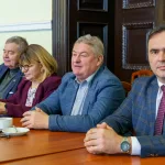 powiat skierniewicki z sukcesem konczy program wyjscie z klasa 11 z 31