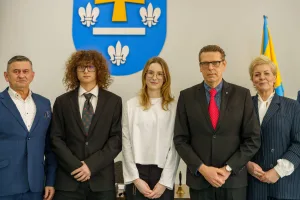 xix sesja rady miasta skierniewice w obiektywie debiut mlodziezowej rady 1 z 22