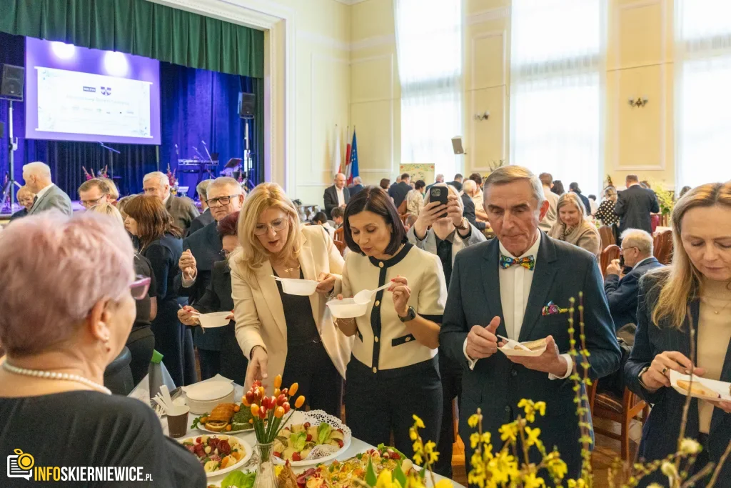 Wielkanocna bitwa na smaki w skierniewickim starostwie! Tak świętowano Dzień Sołtysa 6 dzien soltysa 2026 74 z 100 1024x683 watermarked large