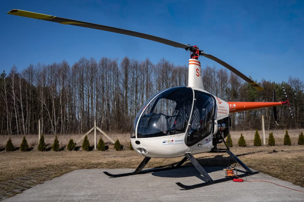 Skierniewice szkolą pilotów! ANS Batorego ma własny helikopter za ponad milion złotych 7 h1