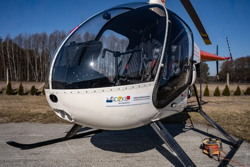 Skierniewice szkolą pilotów! ANS Batorego ma własny helikopter za ponad milion złotych 1 h2