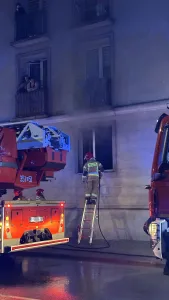 Pożar mieszkania w bloku przy ulicy Jagiellońskiej w Skierniewicach.