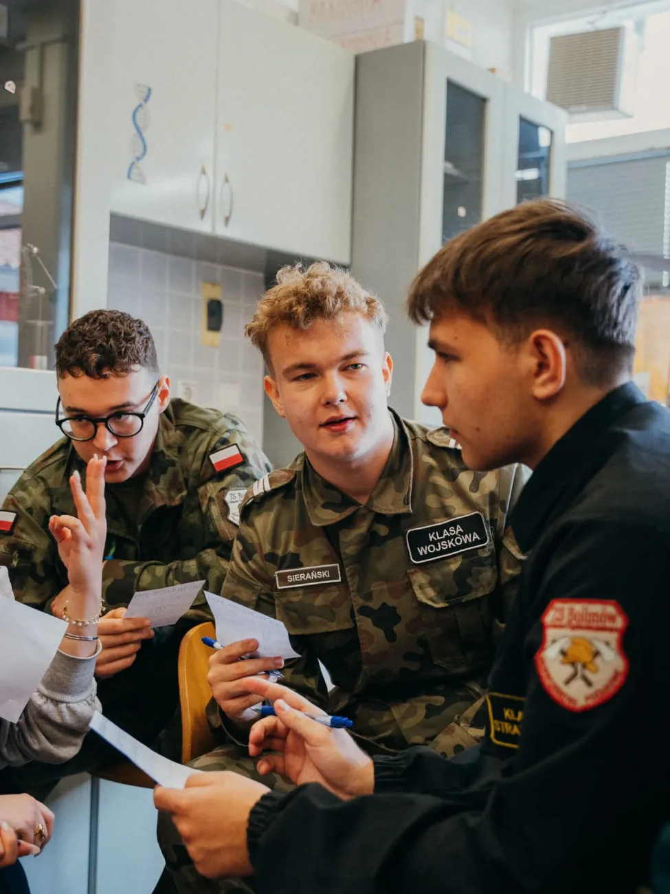 Uczniowie klas mundurowych z Zespółu Szkół w Bolimowie podczas historycznego szkolenia zawodowego w Grecji w ramach programu Erasmus+