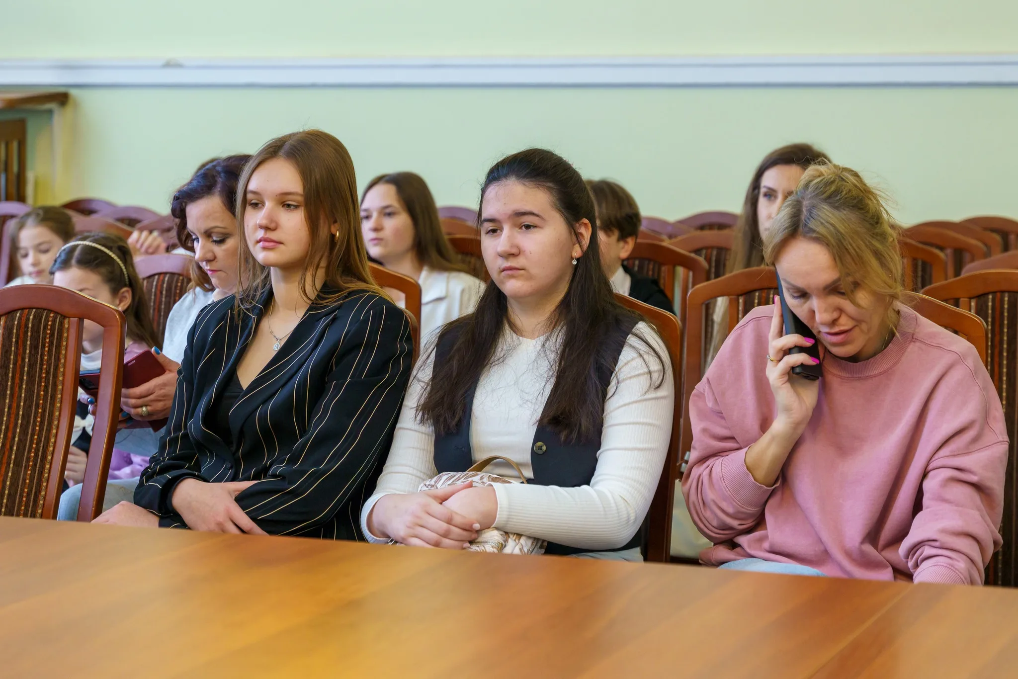 Młodzież z powiatu skierniewickiego wie, jak ratować życie. Znamy zwycięzców strażackiego turnieju! — zdjęcie 12 z 61