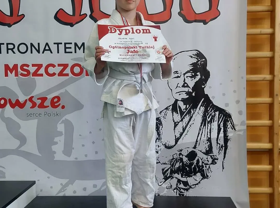 Cztery medale dla klubu Wojownik Skierniewice na ogólnopolskim turnieju judo — zdjęcie 4 z 5