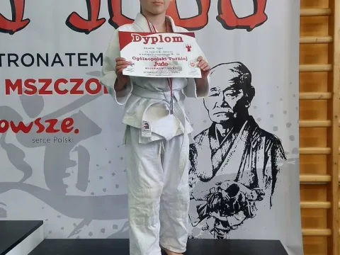 Cztery medale dla klubu Wojownik Skierniewice na ogólnopolskim turnieju judo