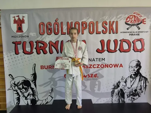 Cztery medale dla klubu Wojownik Skierniewice na ogólnopolskim turnieju judo