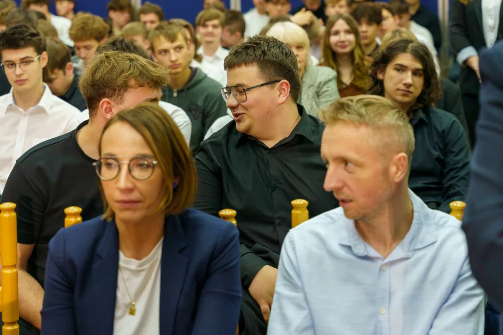 mechanik lotniczy w kierniewicach wspolpraca pgl 13 z 41