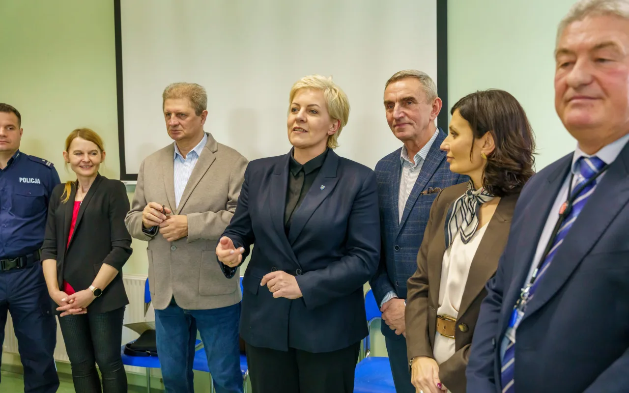 Uczestnicy XXVIII Ogólnopolskiego Młodzieżowego Turnieju Motoryzacyjnego w WORD Skierniewice podczas rywalizacji o awans do finału