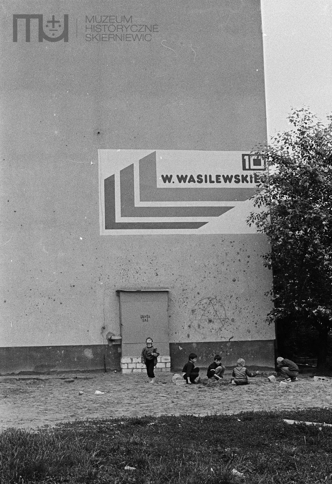 Tak powstawało osiedle Widok. 45 archiwalnych zdjęć z placu budowy w Skierniewicach — zdjęcie 40 z 44