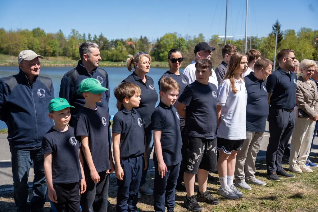 Zbiórka harcerzy i członków Klubu Żeglarskiego Omega w Skierniewicach