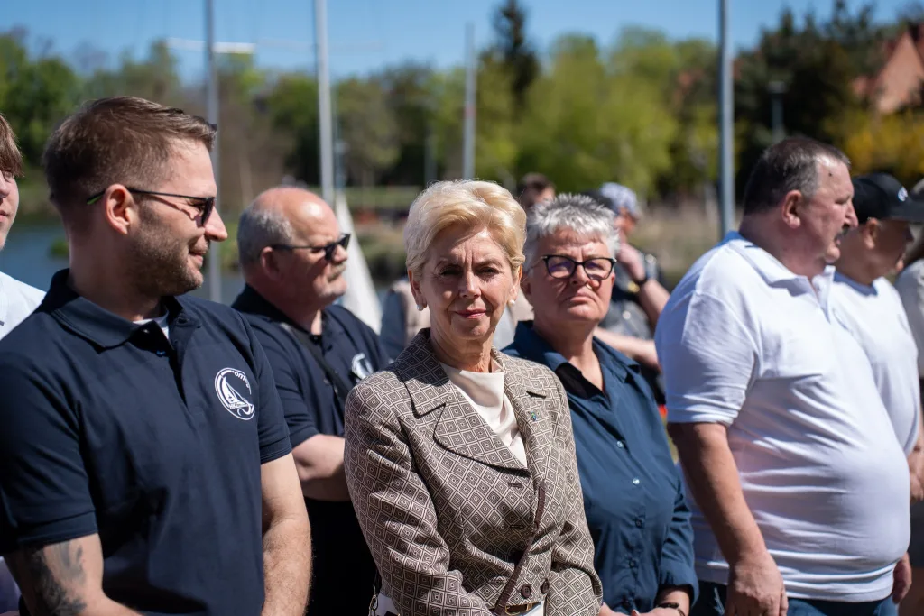 Zbiórka harcerzy i członków Klubu Żeglarskiego Omega w Skierniewicach