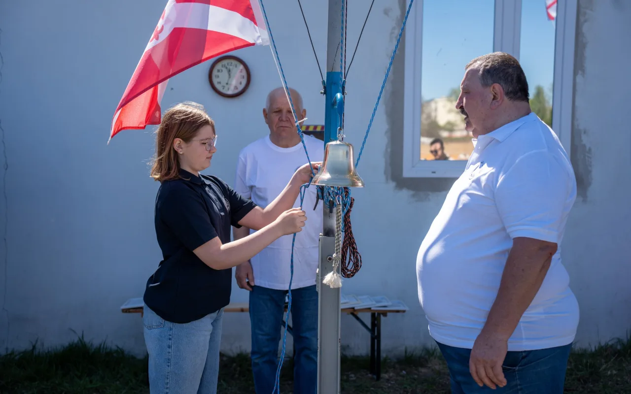 Zbiórka harcerzy i członków Klubu Żeglarskiego Omega w Skierniewicach