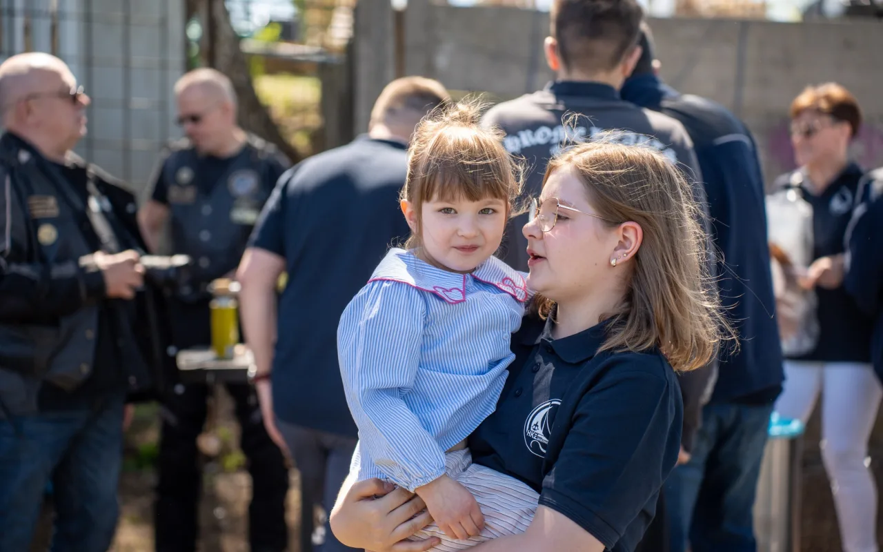 Zbiórka harcerzy i członków Klubu Żeglarskiego Omega w Skierniewicach