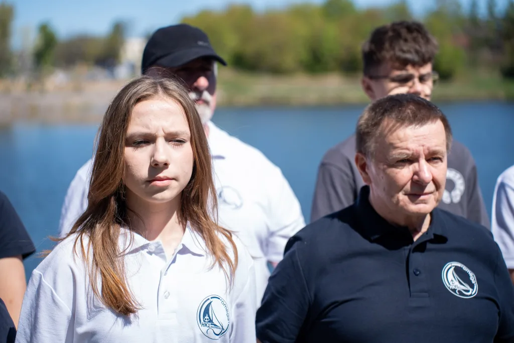 Zbiórka harcerzy i członków Klubu Żeglarskiego Omega w Skierniewicach
