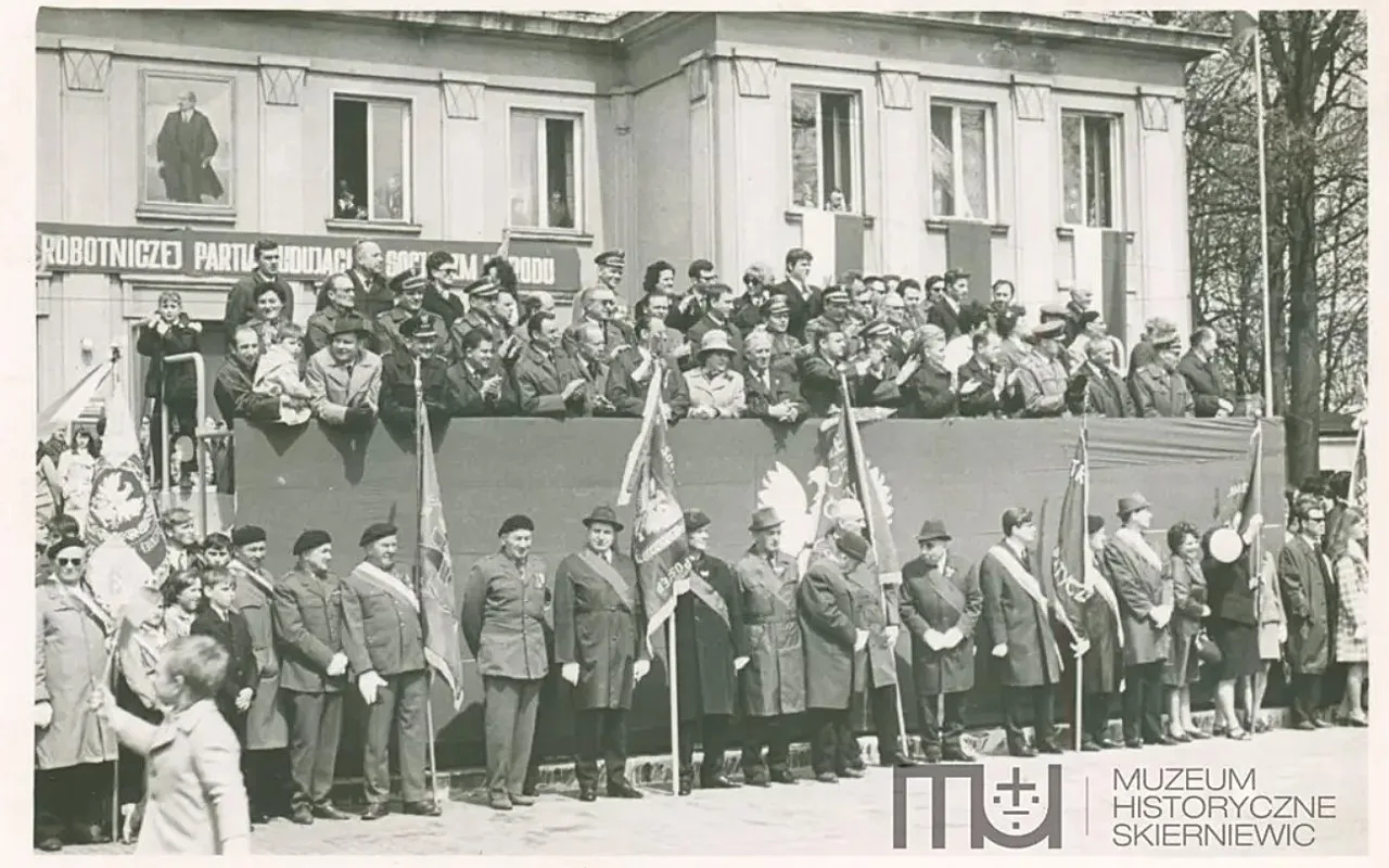 Skierniewice święto 1 maja archiwalne zdjęcia unikalne kadry z archiwum Muzeum Historycznego