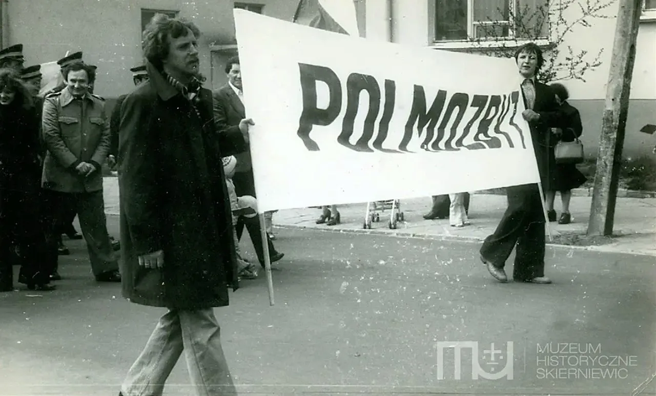 Skierniewice święto 1 maja archiwalne zdjęcia unikalne kadry z archiwum Muzeum Historycznego