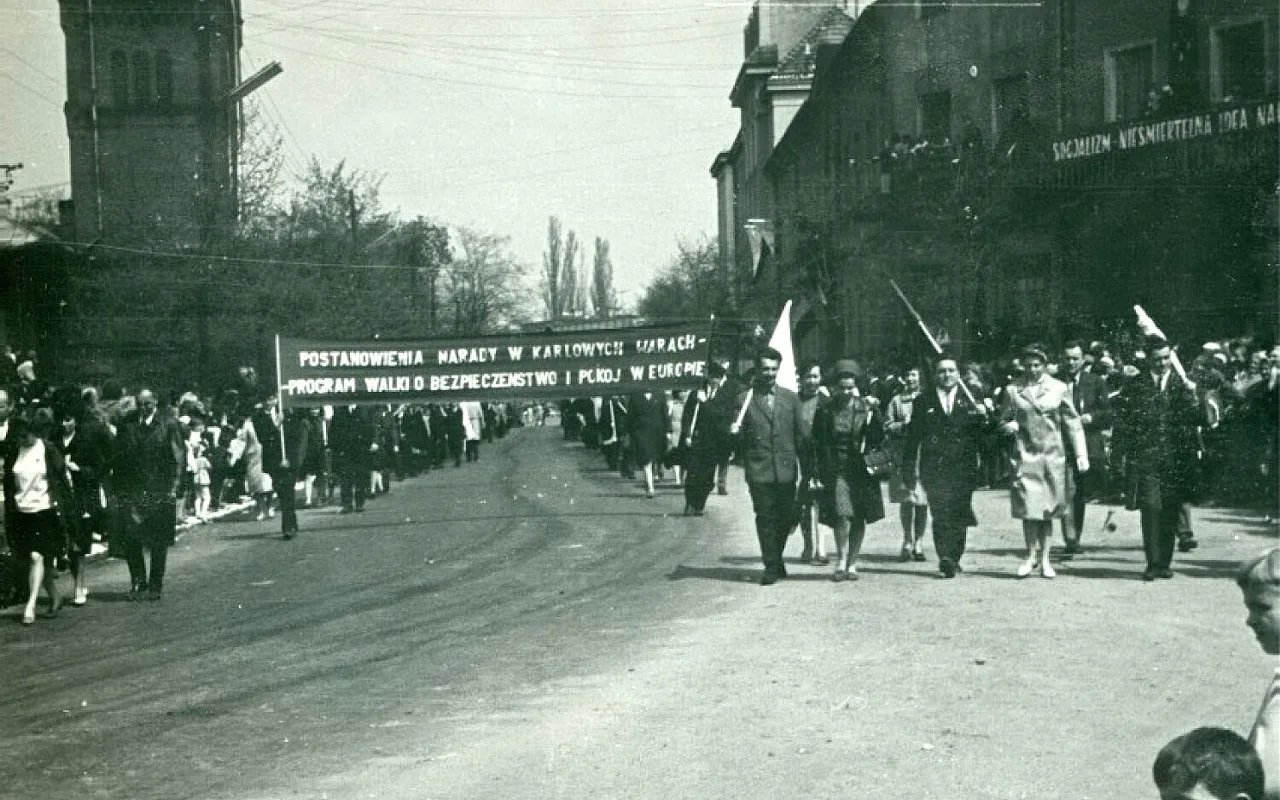 Skierniewice święto 1 maja archiwalne zdjęcia unikalne kadry z archiwum Muzeum Historycznego