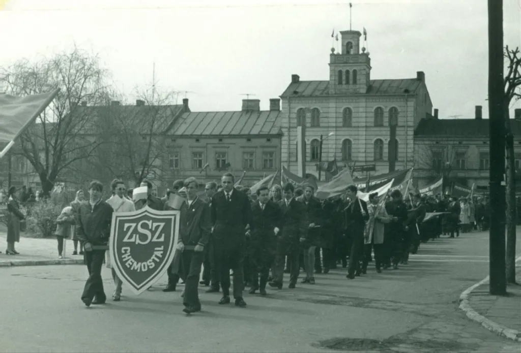 Skierniewice święto 1 maja archiwalne zdjęcia unikalne kadry z archiwum Muzeum Historycznego