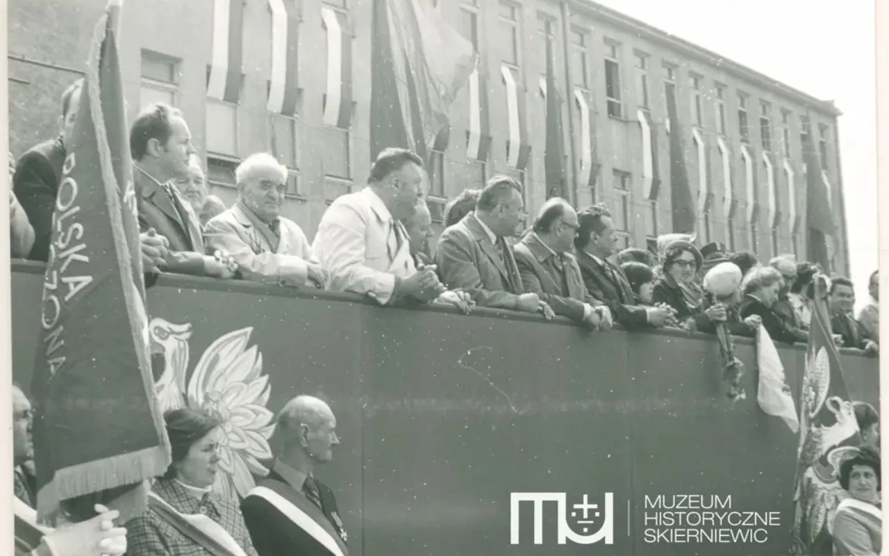 Skierniewice święto 1 maja archiwalne zdjęcia unikalne kadry z archiwum Muzeum Historycznego