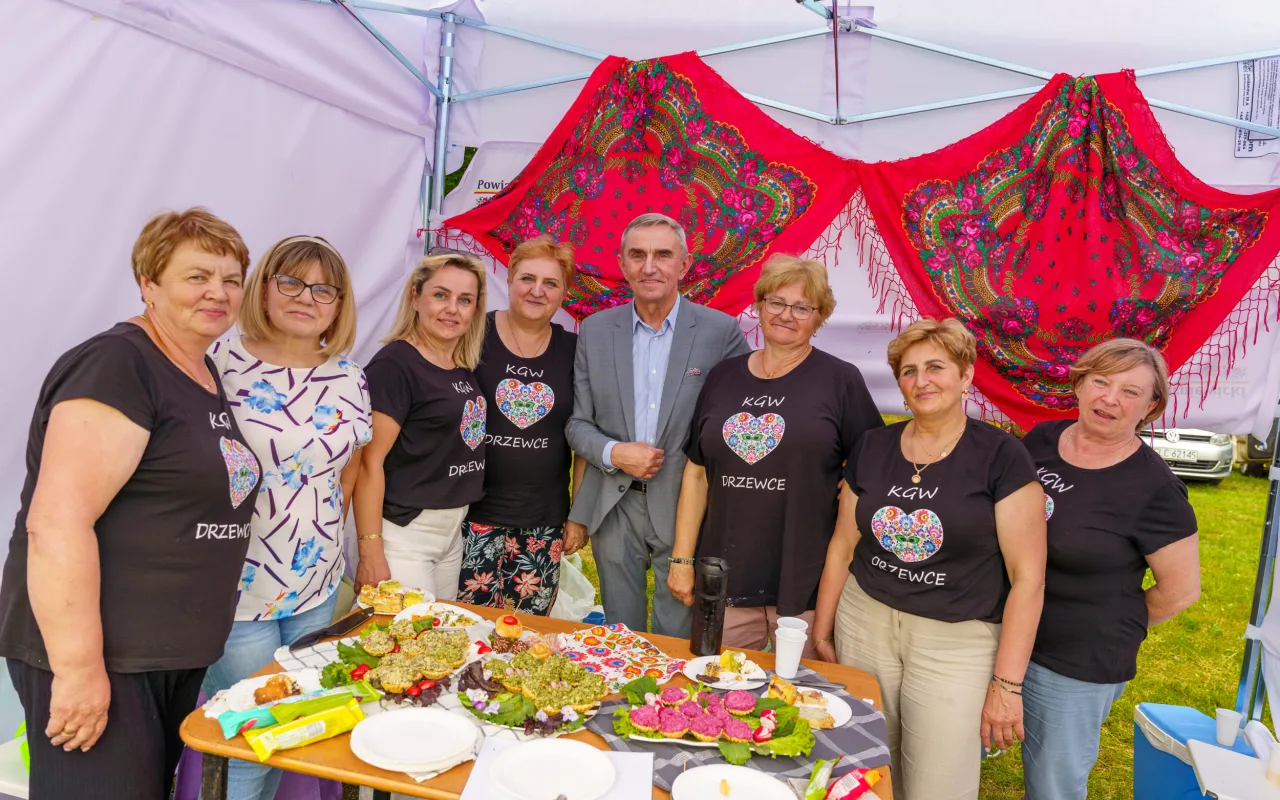 W niedzielę 24 maja w Strobowie odbyła się dziesiąta edycja Święta Rodziny organizowana przez Starostwo Powiatowe w Skierniewicach. Zobacz podsumowanie.