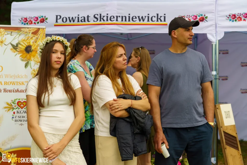 Jubileuszowe X Święto Rodziny w Strobowie 1 W niedzielę 24 maja w Strobowie odbyła się dziesiąta edycja Święta Rodziny organizowana przez Starostwo Powiatowe w Skierniewicach. Zobacz podsumowanie.