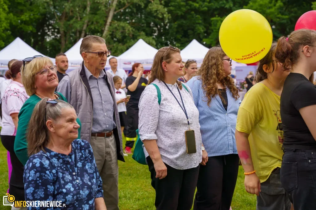 W niedzielę 24 maja w Strobowie odbyła się dziesiąta edycja Święta Rodziny organizowana przez Starostwo Powiatowe w Skierniewicach. Zobacz podsumowanie.