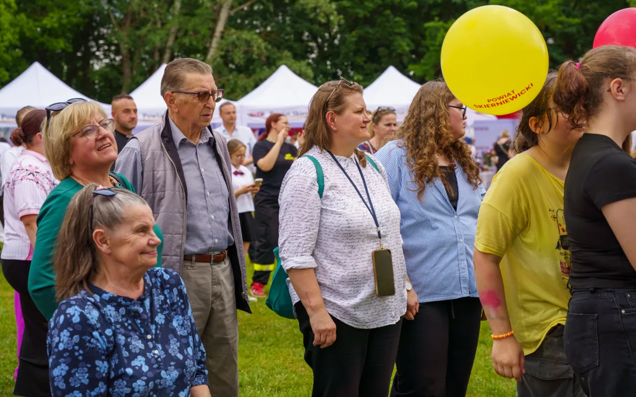 W niedzielę 24 maja w Strobowie odbyła się dziesiąta edycja Święta Rodziny organizowana przez Starostwo Powiatowe w Skierniewicach. Zobacz podsumowanie.