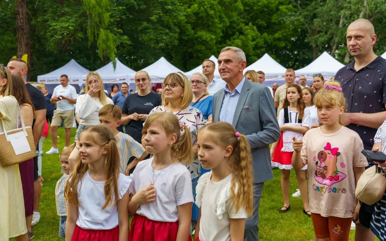 W niedzielę 24 maja w Strobowie odbyła się dziesiąta edycja Święta Rodziny organizowana przez Starostwo Powiatowe w Skierniewicach. Zobacz podsumowanie.