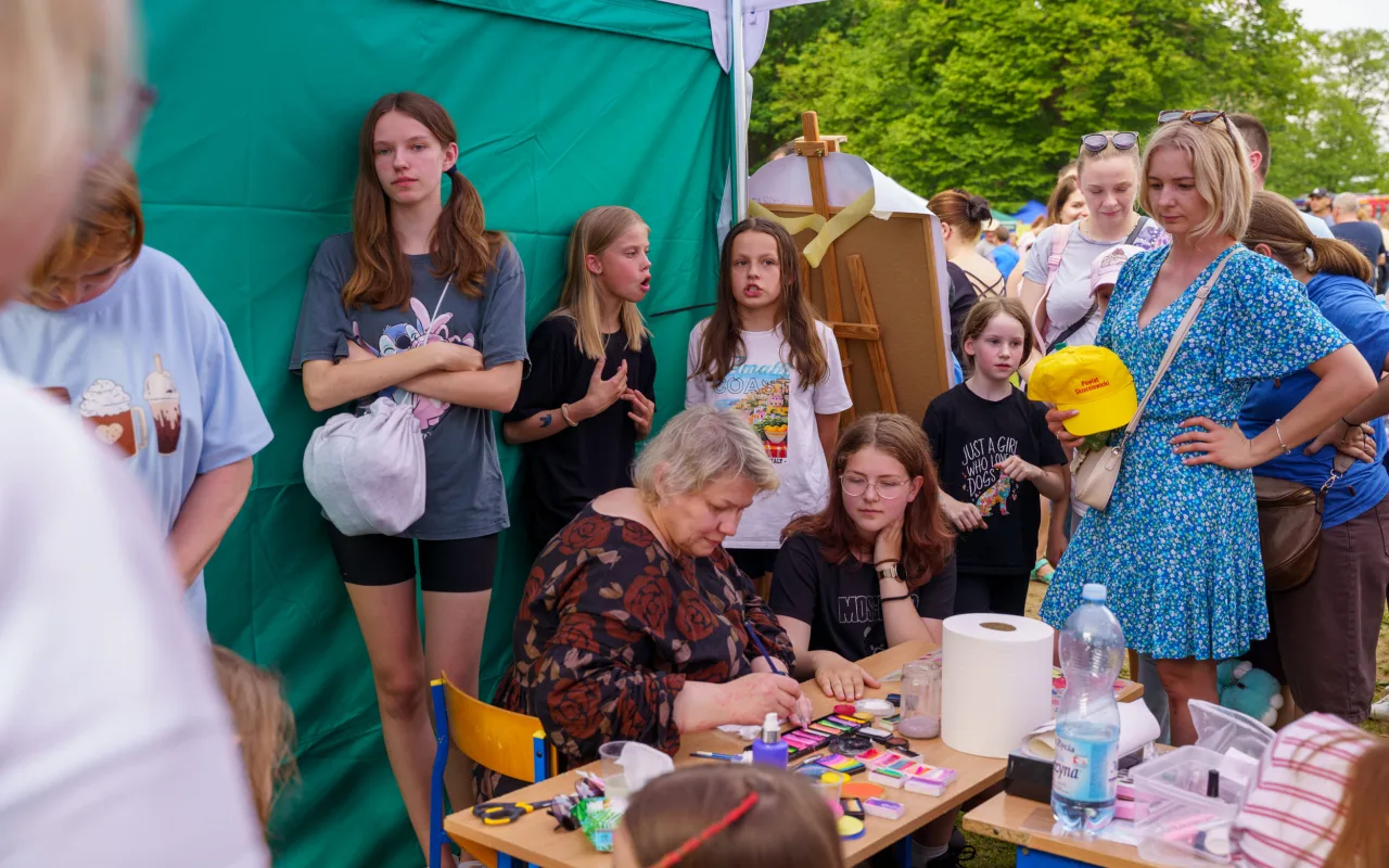W niedzielę 24 maja w Strobowie odbyła się dziesiąta edycja Święta Rodziny organizowana przez Starostwo Powiatowe w Skierniewicach. Zobacz podsumowanie.