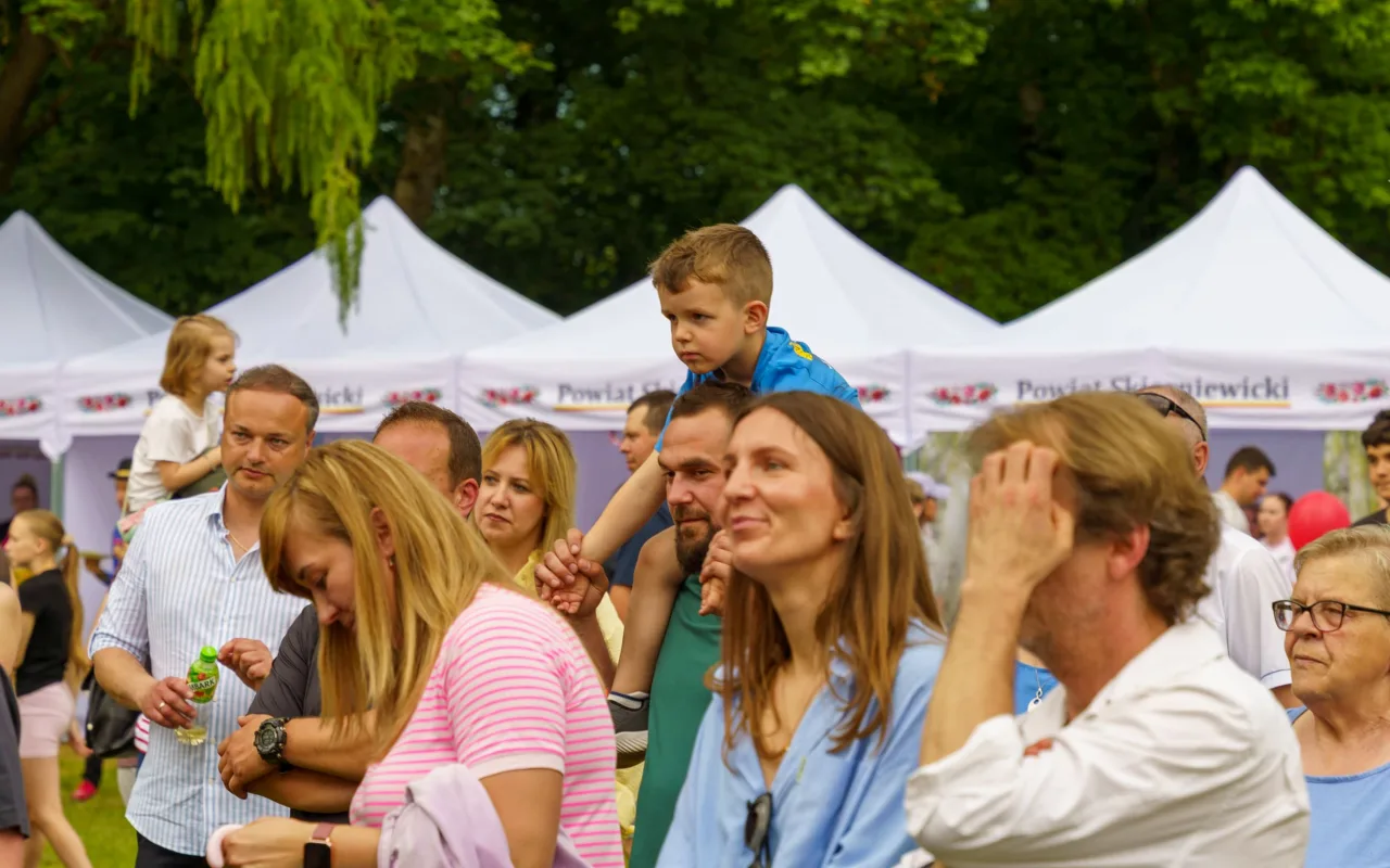 W niedzielę 24 maja w Strobowie odbyła się dziesiąta edycja Święta Rodziny organizowana przez Starostwo Powiatowe w Skierniewicach. Zobacz podsumowanie.