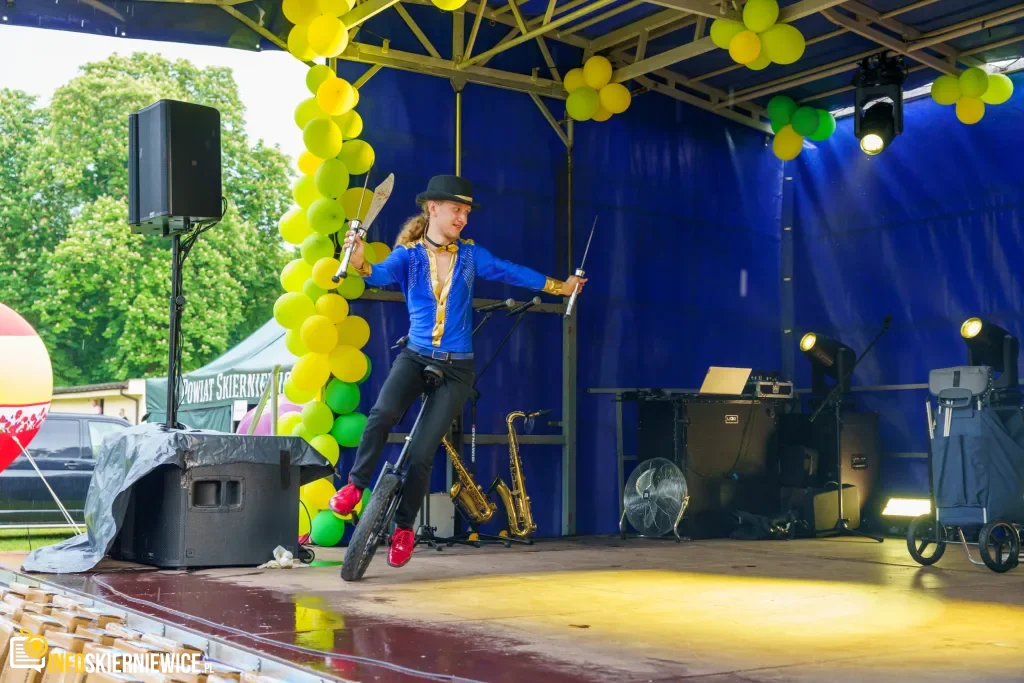 W niedzielę 24 maja w Strobowie odbyła się dziesiąta edycja Święta Rodziny organizowana przez Starostwo Powiatowe w Skierniewicach. Zobacz podsumowanie.